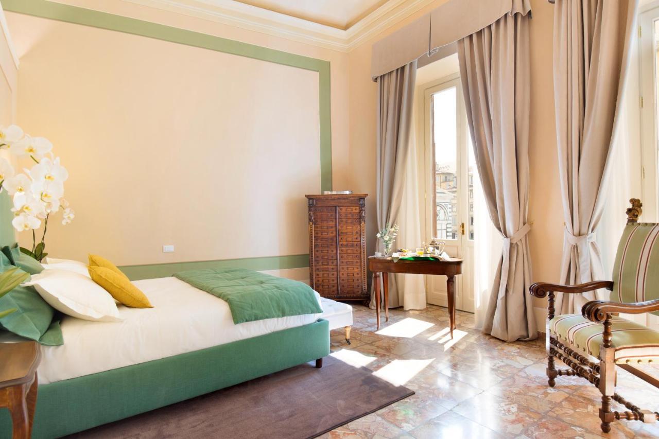 Luxury Bed And Breakfast Cerretani Palace Florenz Exterior foto